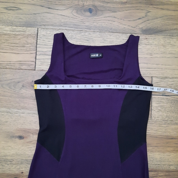 Miik Sleeveless Fitted Dress - Picture 6 of 16